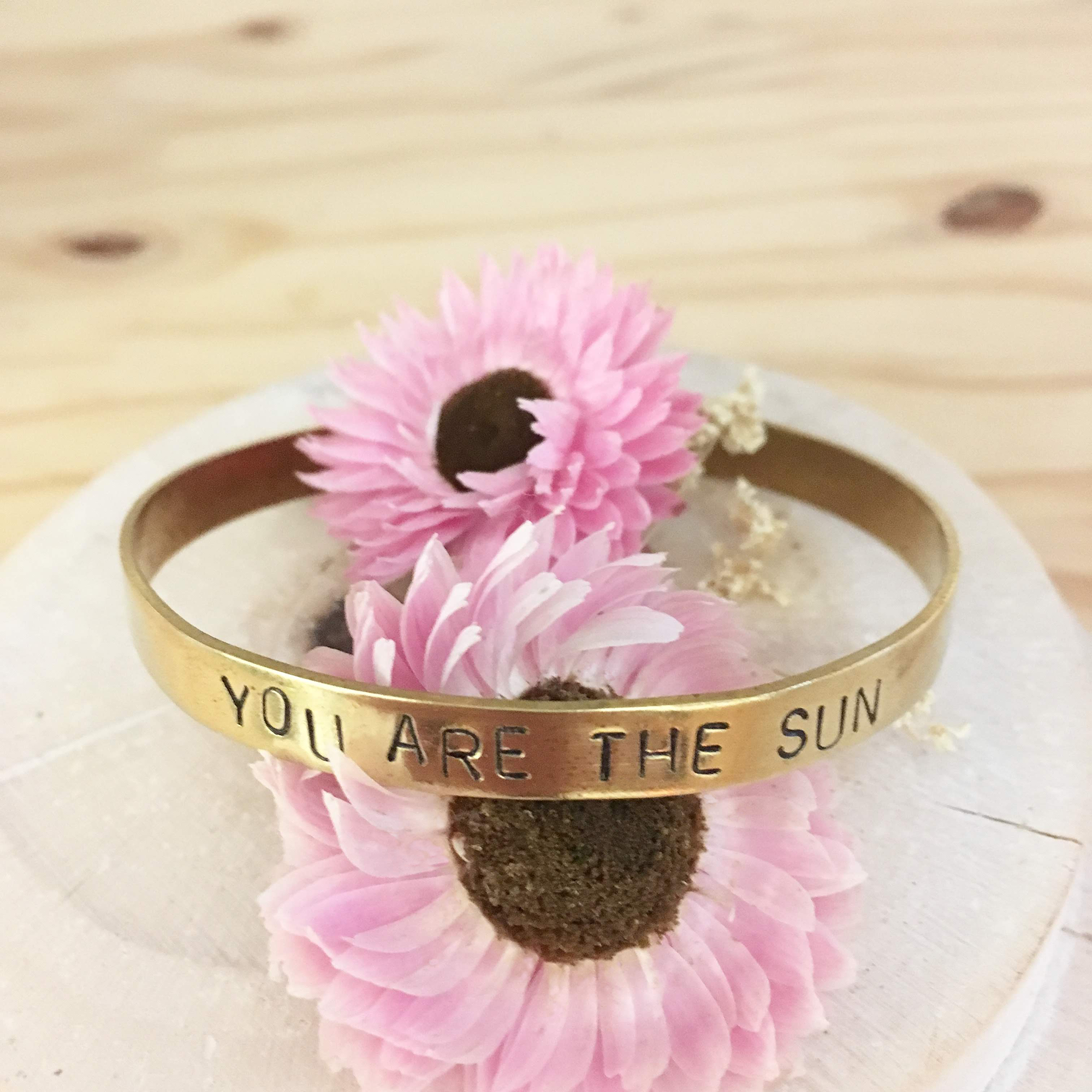 BRACELET